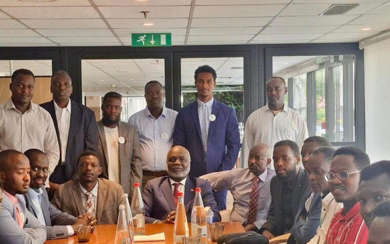 تقرير عن لقاء السيد رئيس حركة العدل والمساواة السودانية ووزير المالية مع رفاق مكتب فرنسا